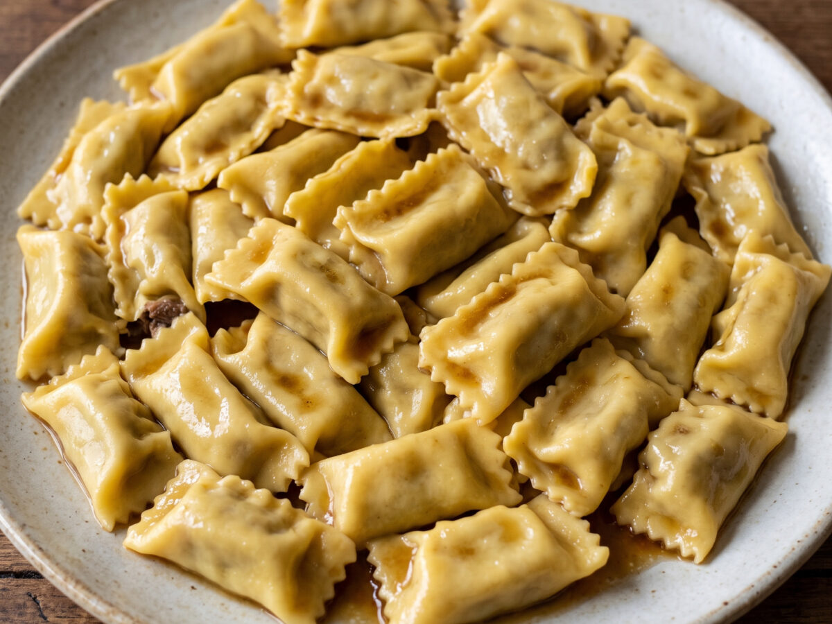 Agnolotti del plin mit Schmorbratenfüllung