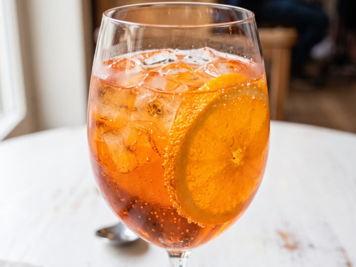 Aperol Spritz: bittersüßer Aperitivo mit Prosecco