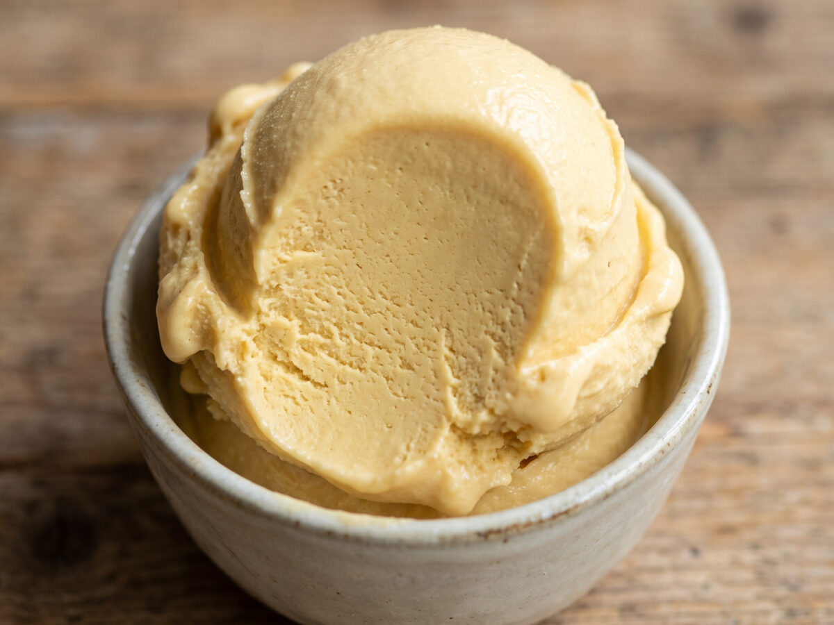 Gelato allo zabaione mit Moscato d’Asti