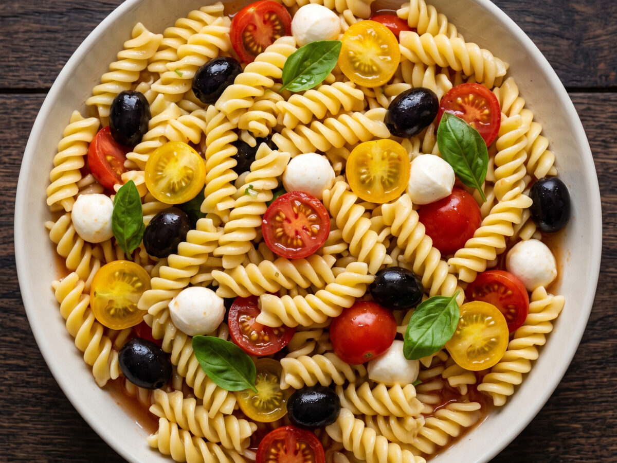 Insalata di pasta mediterranea aus den Abruzzen