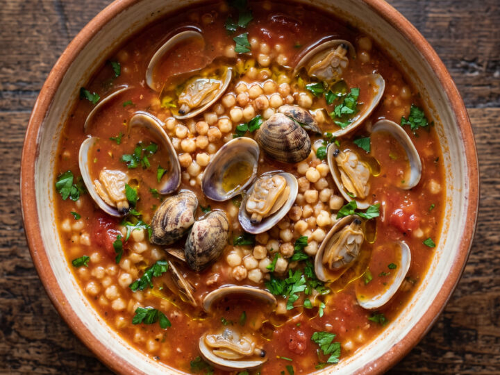 Minestra di fregula e arselle aus Sardinien