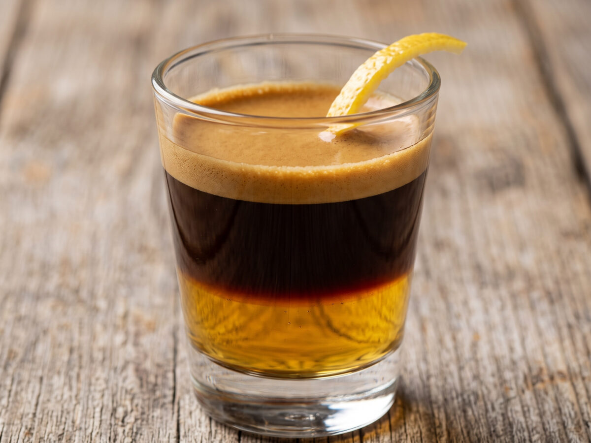 Moretta di Fano: Warmer Cocktail aus den Marken