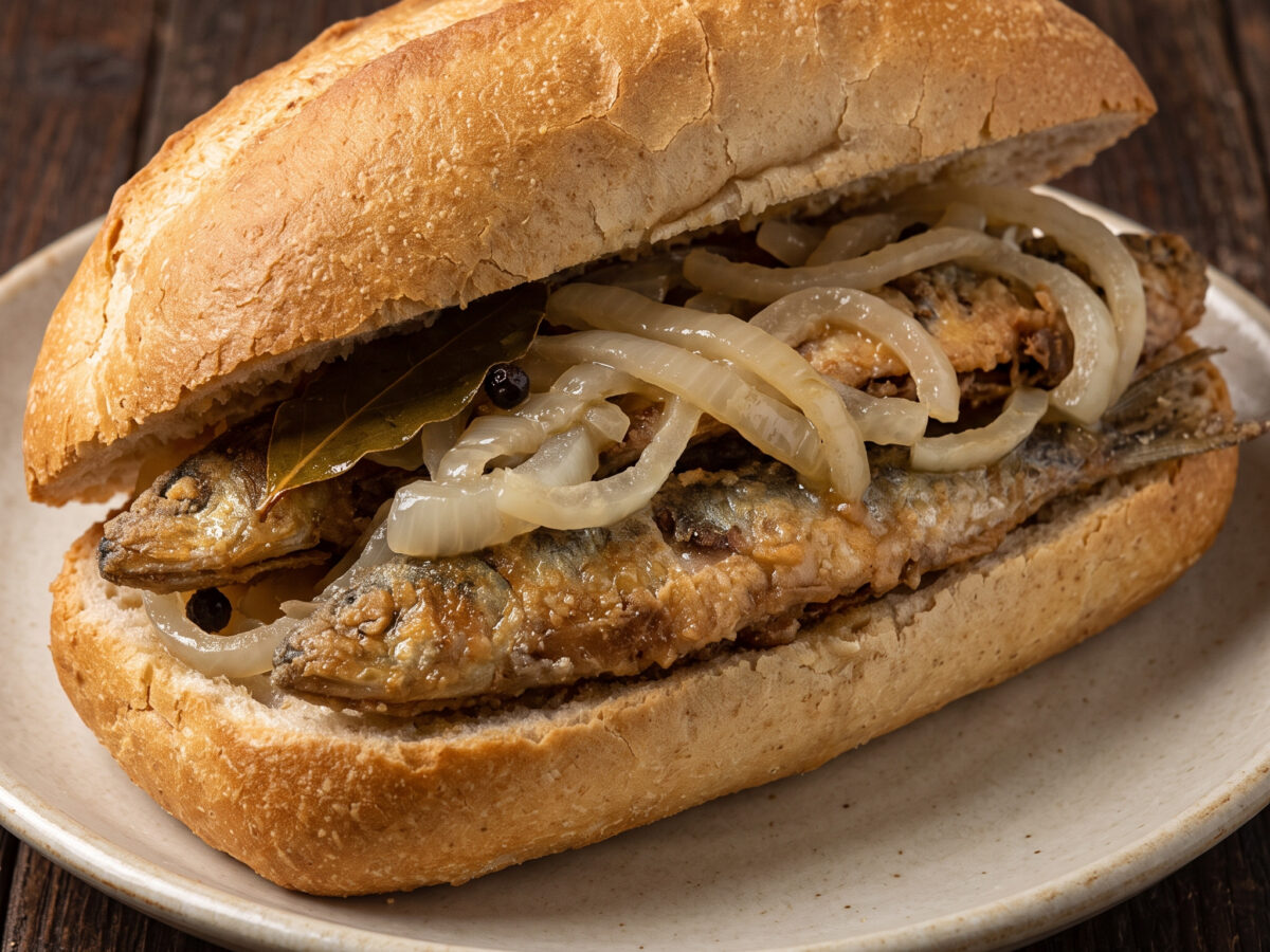 Panino con sardoni in savor
