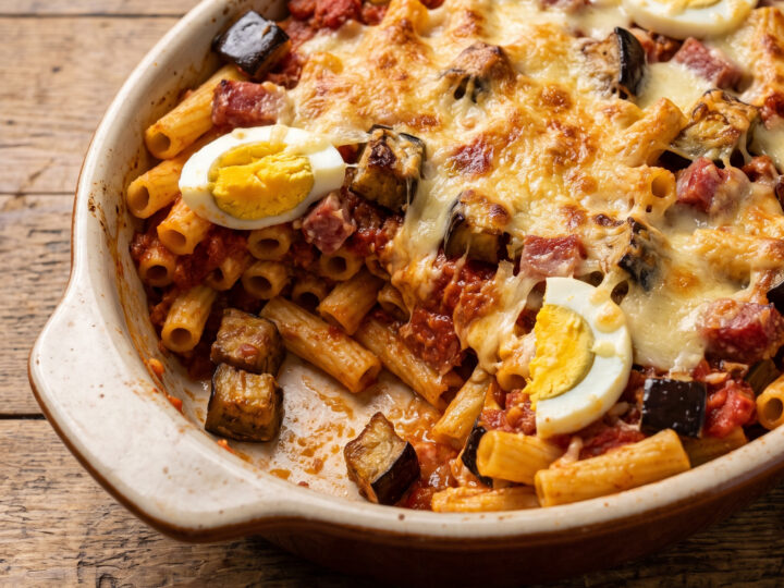Pasta ’ncasciata: Sizilianische Ofenpasta mit Ragù
