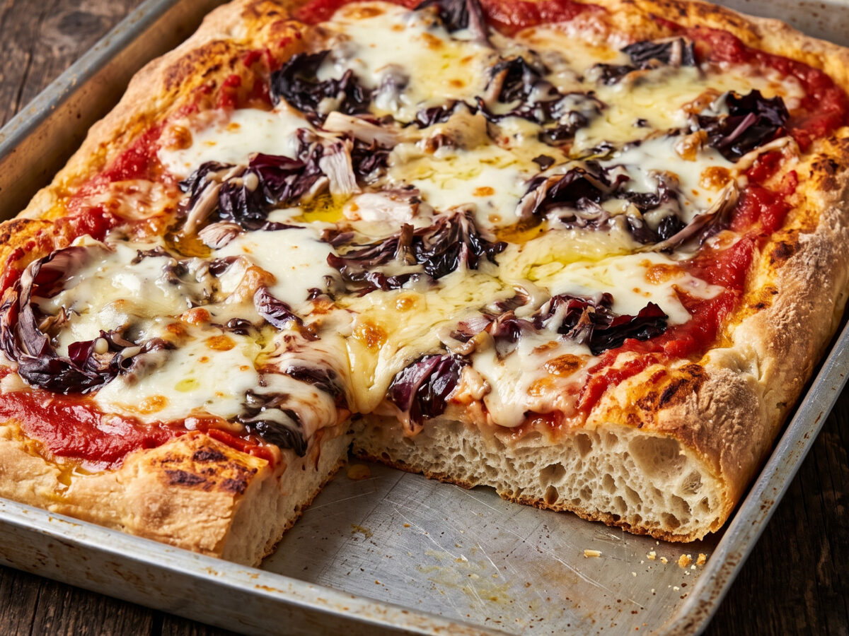 Pizza in teglia alla veronese mit Radicchio und Monte Veronese