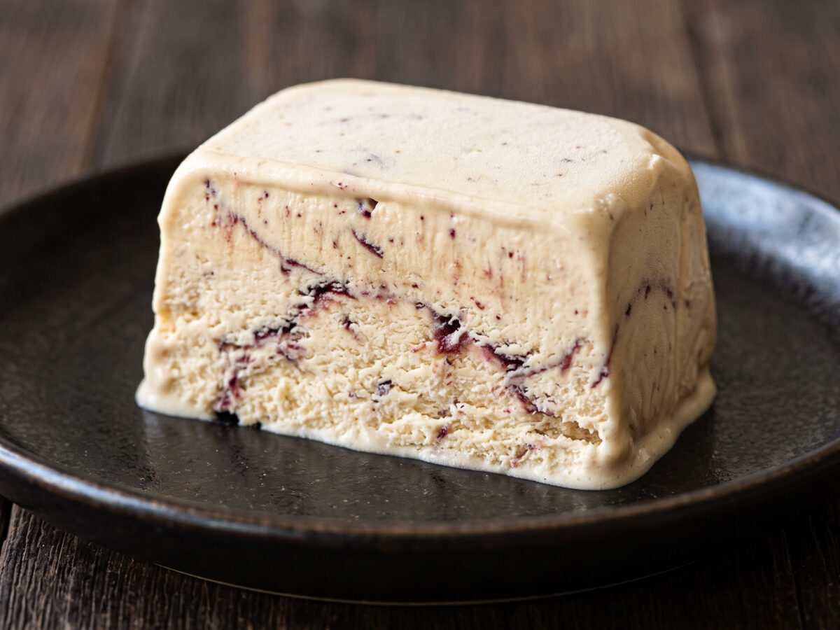 Semifreddo al radicchio aus dem Veneto