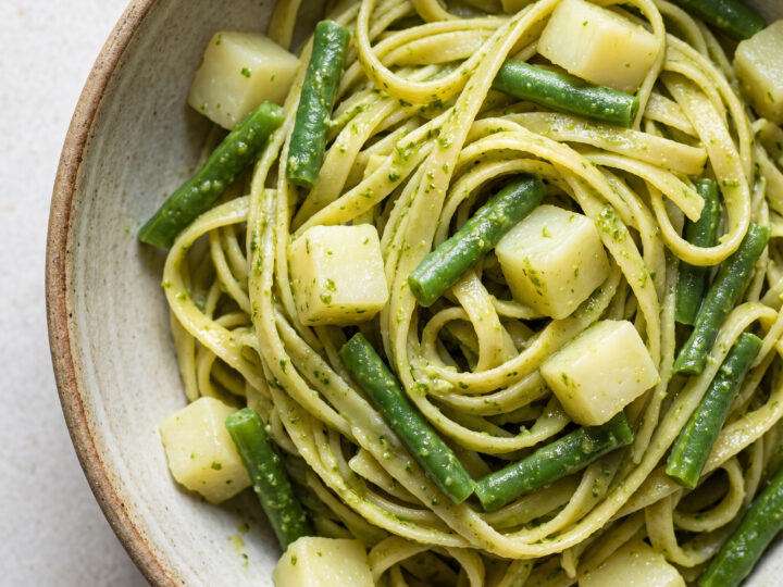 Trenette al pesto con patate e fagiolini