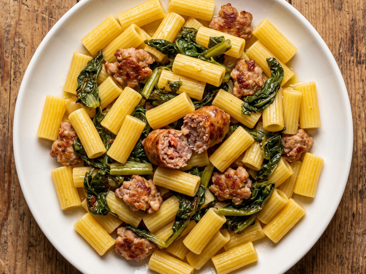 Pasta con salsiccia e friarielli