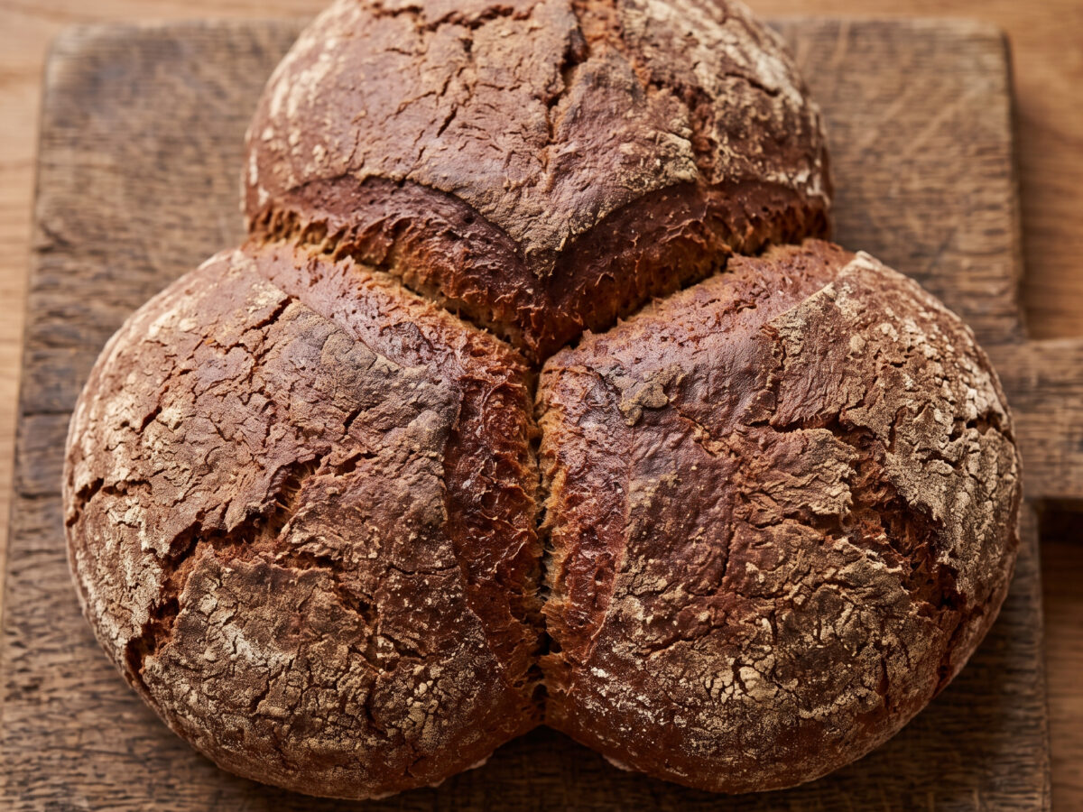 Pindl: Brot aus drei verbundenen Laiben