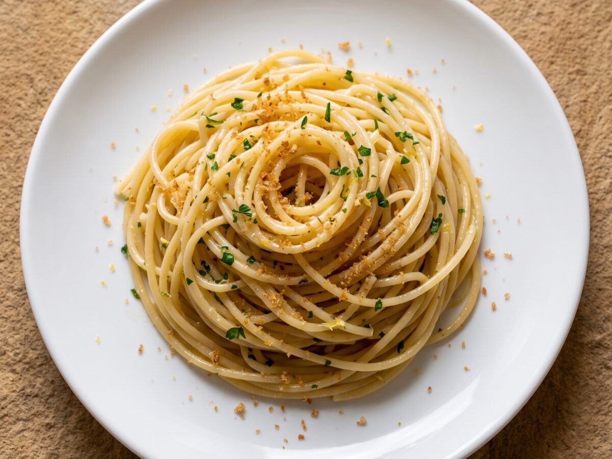 Spaghetti con colatura di alici aus Kampanien